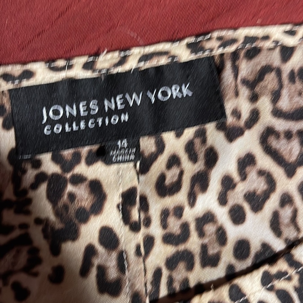 Leopard top - Picture 2 of 2